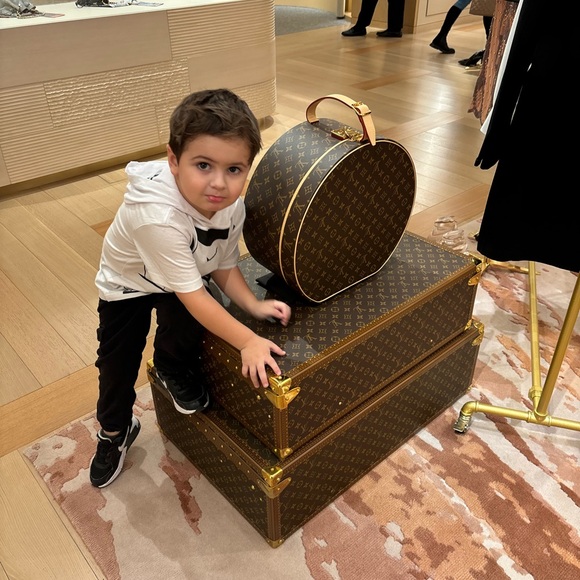 Meet your Posher, Jessica - Picture 7 of 8